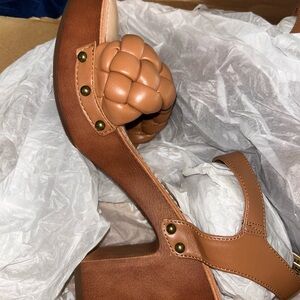 Steve Madden Brown Braided chunk heel platform Sandals NIB NEW NWT